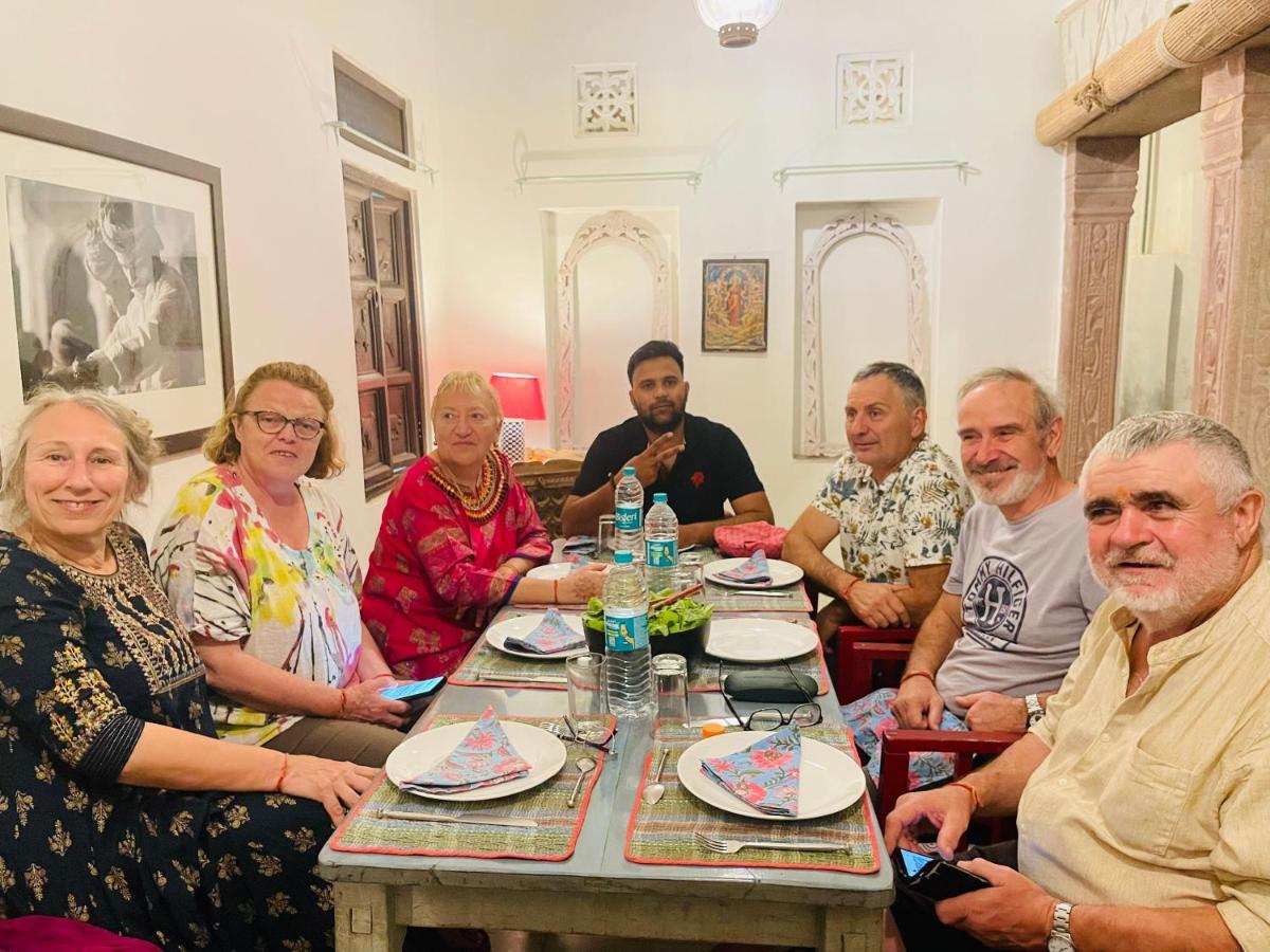 Mosaics Guest House Jaipur Bagian luar foto