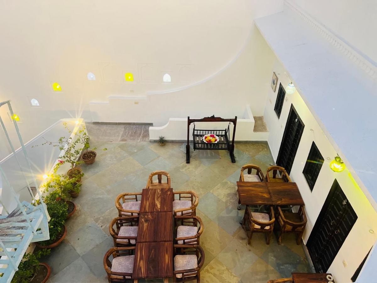 Mosaics Guest House Jaipur Bagian luar foto