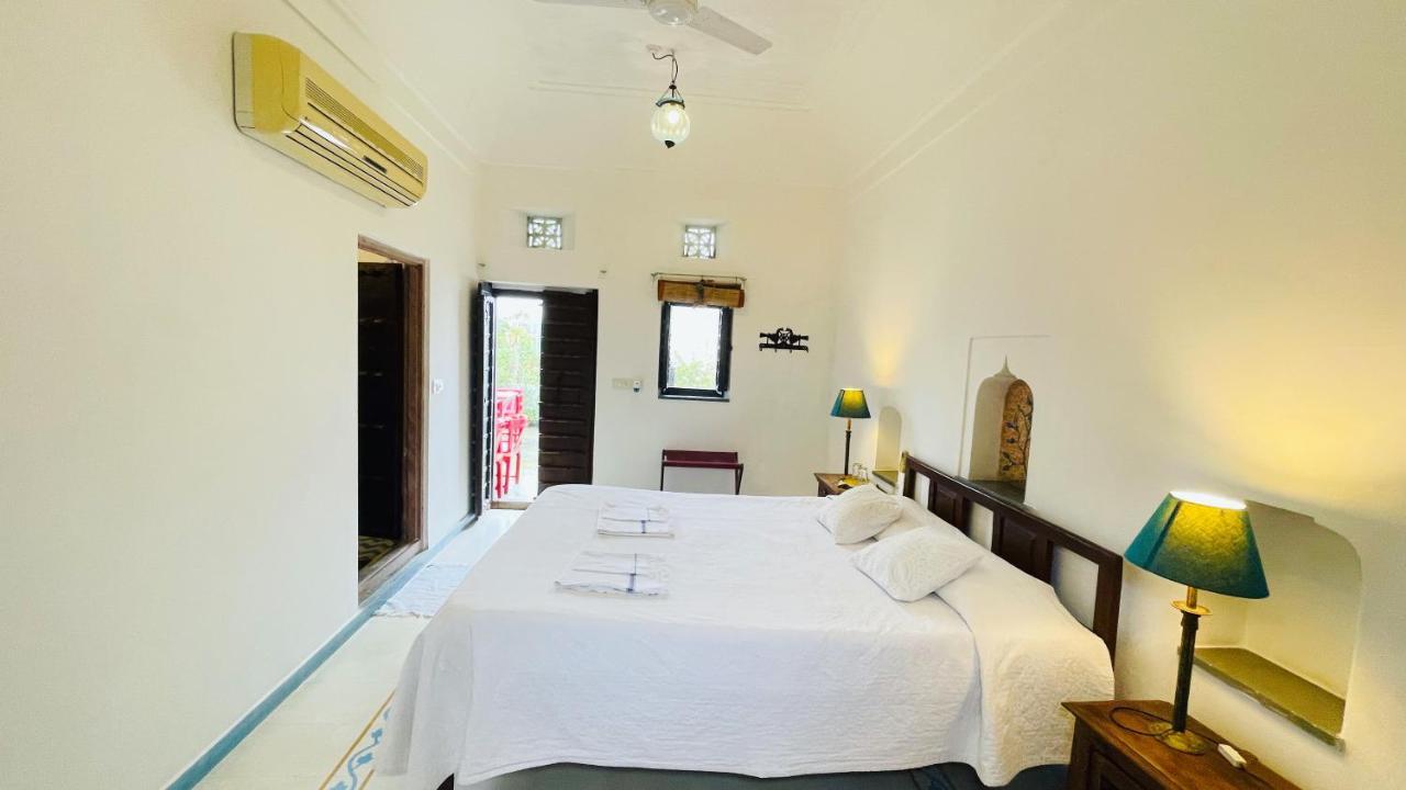 Mosaics Guest House Jaipur Bagian luar foto