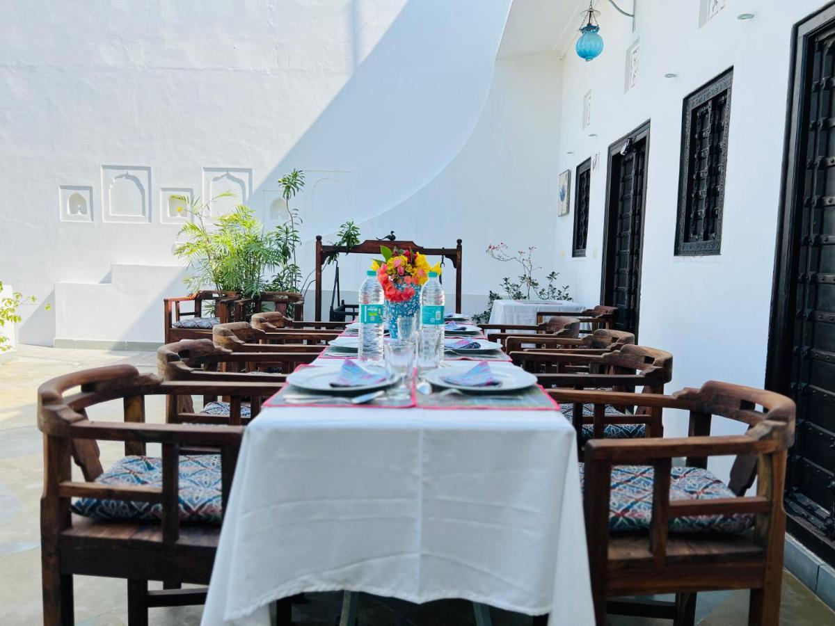 Mosaics Guest House Jaipur Bagian luar foto