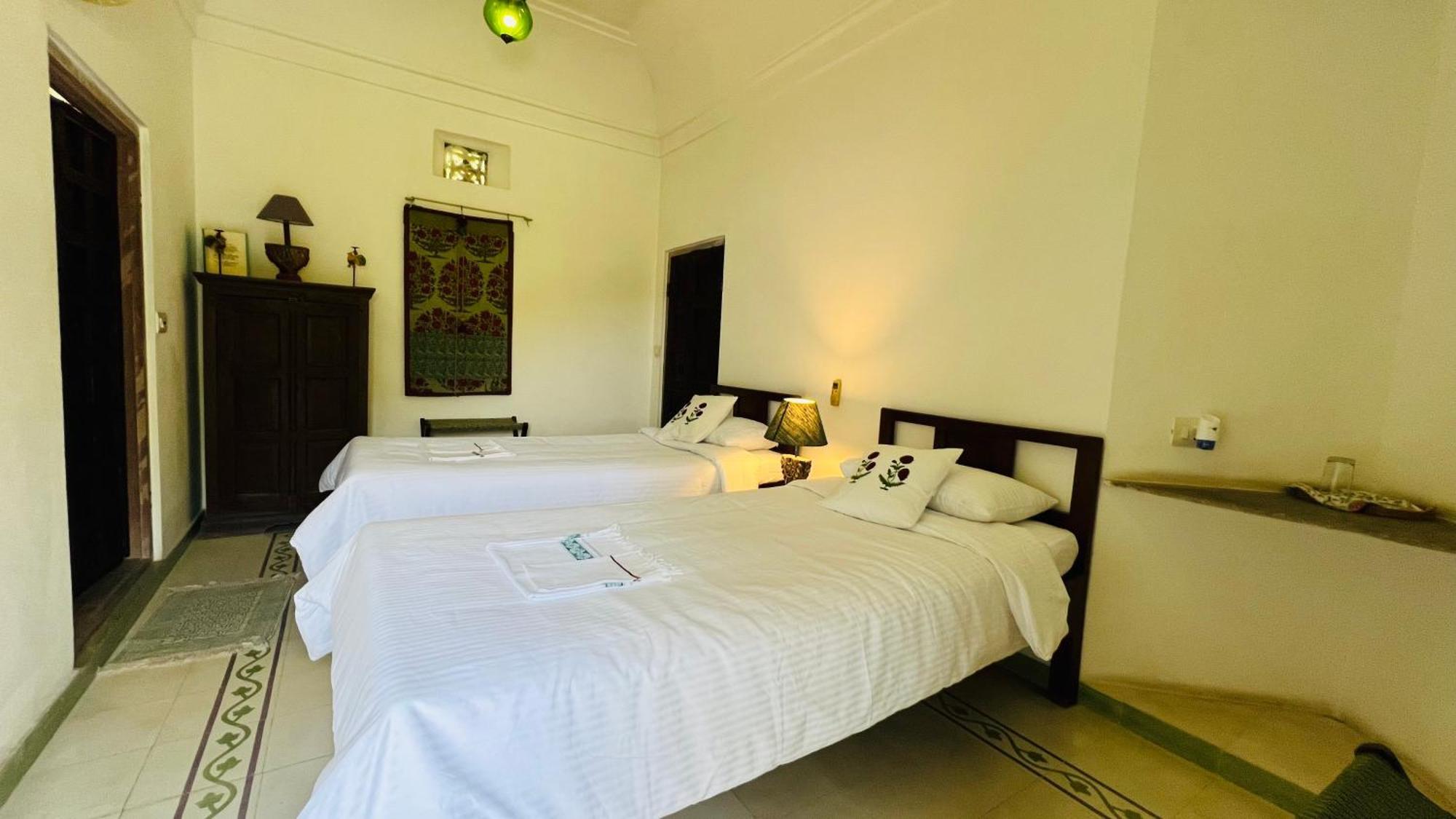 Mosaics Guest House Jaipur Bagian luar foto