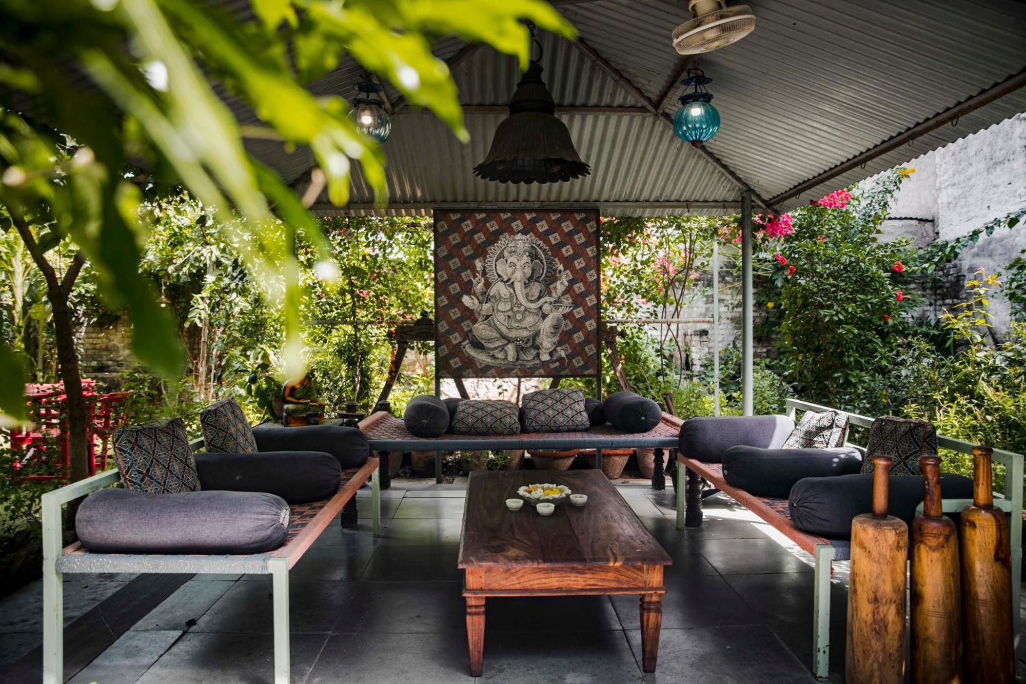 Mosaics Guest House Jaipur Bagian luar foto