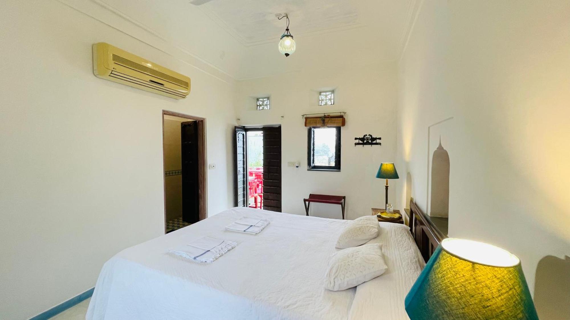 Mosaics Guest House Jaipur Bagian luar foto