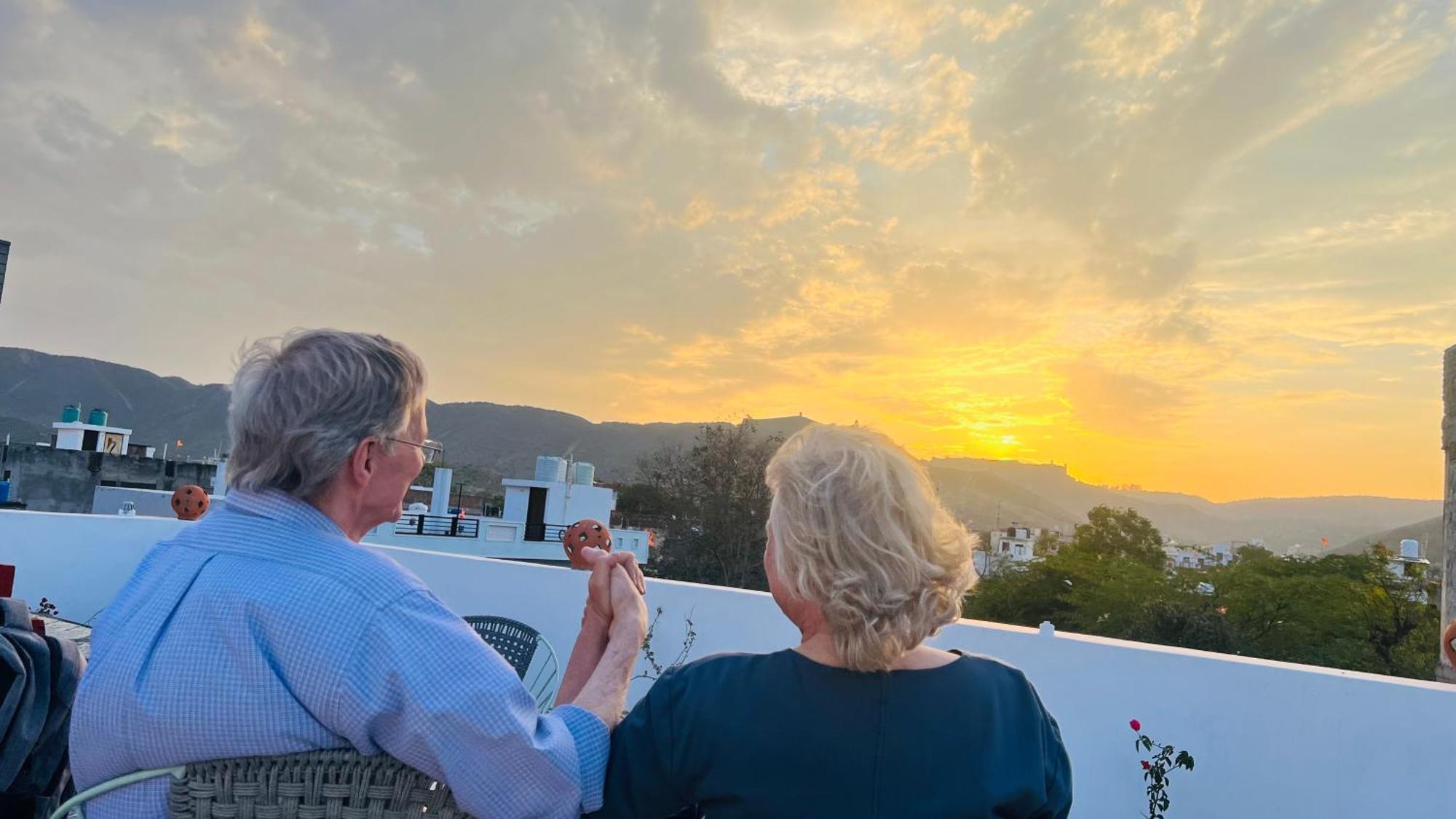 Mosaics Guest House Jaipur Bagian luar foto